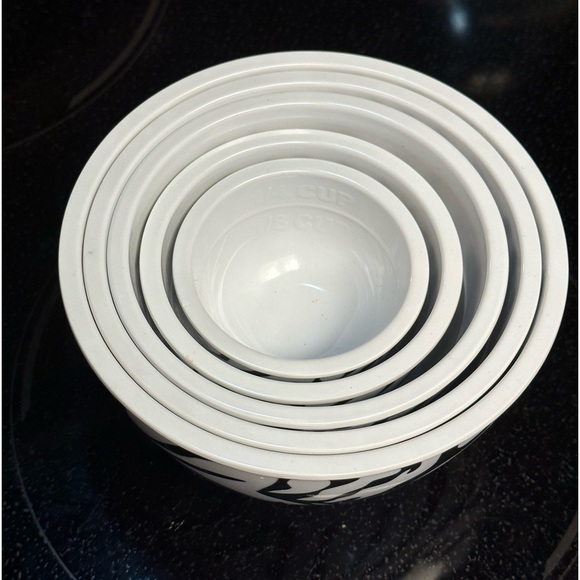 Zebra prep bowls nesting with measurement markings inside melamine - Picture 4 of 12